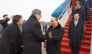 Chủ tịch nước Nguyễn Xuân Phúc bắt đầu thăm cấp Nhà nước Hàn Quốc