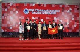 Nhóm học sinh Hà Nội giành Huy chương Vàng cuộc thi sáng chế quốc tế