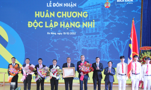 Trường Đại học Bách Khoa Đà Nẵng đón nhận Huân chương Độc lập hạng Nhì