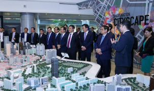 Thủ tướng thăm tìm hiểu cách Singapore quy hoạch thành phố thông minh 