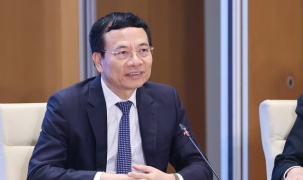 Bộ trưởng Nguyễn Mạnh Hùng mong muốn tất cả mọi tầng lớp xã hội chung tay cùng làm sạch không gian mạng