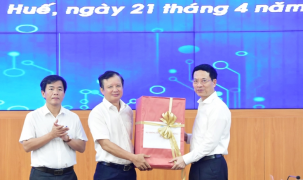 Bộ trưởng Nguyễn Mạnh Hùng: Thừa Thiên Huế cần làm tốt hơn nữa việc thu hút doanh nghiệp công nghệ số