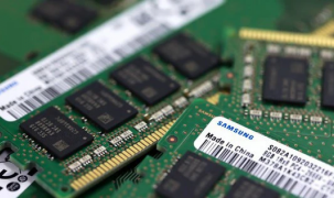 Samsung Electronics báo lỗ kỷ lục mảng chip nhớ trong quý đầu năm 2023