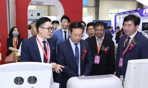 Vietnam Medi-pharm 2023 giới thiệu những sản phẩm, công nghệ, thiết bị tiên tiến nhất về y tế
