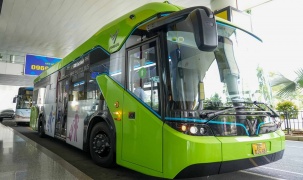 Sẽ có thêm tuyến xe buýt điện đến sân bay Nội Bài