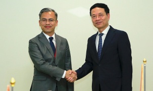 Bộ trưởng Nguyễn Mạnh Hùng tiếp đoàn Bộ Truyền thông và Kỹ thuật số Malaysia