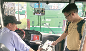 Hà Nội: Thí điểm vé điện tử liên thông cho vận tải công cộng