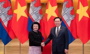 Chủ tịch Quốc hội Vương Đình Huệ chủ trì lễ đón chính thức Chủ tịch Quốc hội Campuchia