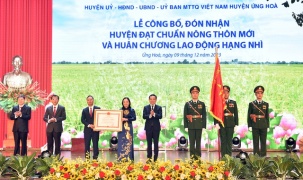 Huyện Ứng Hòa đạt chuẩn nông thôn mới, đón Huân chương Lao động hạng Nhì