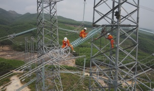 Thủ tướng yêu cầu đóng điện công trình đường dây 500 kV mạch 3 trong tháng 6/2024
