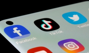 TikTok, Facebook và YouTube bị cáo buộc gây tổn hại đến sức khỏe tâm thần của trẻ