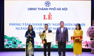 Nghệ nhân Bùi Thanh Tùng được phong tặng danh hiệu Nghệ nhân Hà Nội