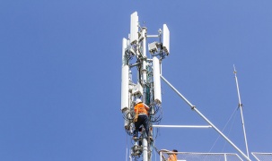 TPHCM tăng cường phát triển hạ tầng mạng lưới trạm thu phát sóng thông tin di động
