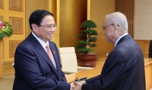 Thủ tướng Phạm Minh Chính tiếp tỷ phú sáng lập Tập đoàn Infosys (Ấn Độ)