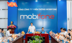 MobiFone giữ vững viễn thông và tấn công không gian mới