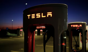Tesla kiện nhà cung cấp cũ Matthews vì tiết lộ bí mật thương mại pin xe điện