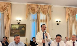 Bộ trưởng Huỳnh Thành Đạt gặp mặt các nhà khoa học và trí thức Việt Nam tại Đức