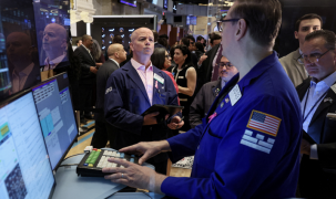 Chứng khoán Mỹ tăng điểm mạnh nhờ cổ phiếu công nghệ hồi phục, giá dầu vẫn giảm