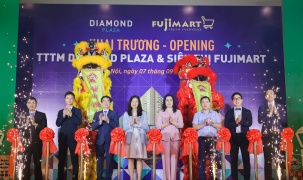 Chính thức khai trương TTTM Diamond Plaza tại số 25 Lê Văn Lương 