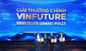 Thấy gì từ việc CEO NVIDIA chiến thắng Giải thưởng Chính VinFuture 2024?