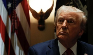 Ông Trump tuyên bố đánh thuế Mexico và Canada từ tuần tới, áp thêm thuế 10% lên Trung Quốc