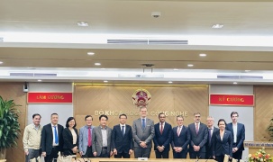 Việt Nam - Pháp: Tăng cường hợp tác phát triển nguồn năng lượng bền vững