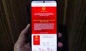 Đông đảo người dân quan tâm góp ý dự thảo sửa đổi, bổ sung Hiến pháp năm 2013 qua ứng dụng VNeID