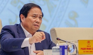 Thủ tướng yêu cầu tổng rà soát toàn diện tài khoản ngân hàng và thuê bao điện thoại di động