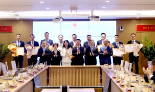 Bộ trưởng Nguyễn Mạnh Hùng: Không đi chinh phục thế giới, thế giới đến chinh phục