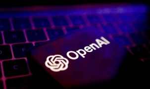 OpenAI mua lại startup phần cứng của 