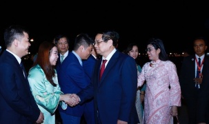 Thủ tướng Phạm Minh Chính tới Kuala Lumpur, bắt đầu thăm Malaysia và dự Hội nghị Cấp cao ASEAN
