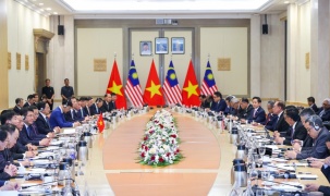 Thủ tướng Phạm Minh Chính hội đàm với Thủ tướng Malaysia