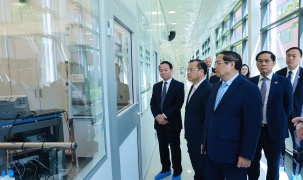 Thủ tướng thăm đại học lâu đời nhất Thụy Điển, cổ vũ khát vọng người Việt Nam đạt giải Nobel