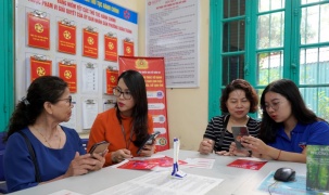 Thủ tướng yêu cầu hoàn tất tích hợp dịch vụ công trực tuyến, bảo đảm thủ tục hành chính thông suốt từ 1/7