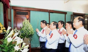 Lễ báo công dâng Bác nhân kỷ niệm 100 năm Ngày Báo chí Cách mạng Việt Nam