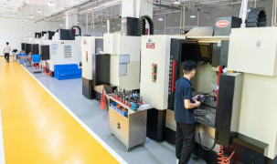 Ép phun nhanh - tối ưu hóa trong sản xuất đèn hậu ô tô