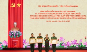 3 lãnh đạo của Viettel được tặng Huân chương Bảo vệ Tổ quốc hạng Nhất