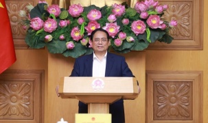 Thủ tướng chủ trì cuộc họp về các tài liệu của Tiểu ban Kinh tế-xã hội Đại hội XIV