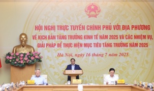 Thủ tướng: Phấn đấu tăng trưởng kinh tế năm 2025 từ 8,3-8,5%