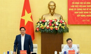 Vừa thực hiện sắp xếp lại giang sơn vừa đề ra các giải pháp để thúc đẩy tăng trưởng
