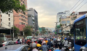 Đến 2029, chuyển đổi toàn bộ xe 2 bánh xăng sang điện cho tài xế công nghệ
