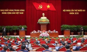 Thông cáo báo chí ngày làm việc thứ nhất Hội nghị Trung ương 12