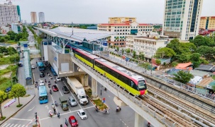 Hà Nội: Xe buýt, tàu điện có thể tạm dừng khi bão số 3 đổ bộ