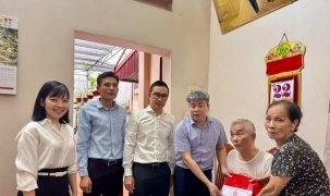 Xã Ô Diên, Thành phố Hà Nội: Thăm và tặng quà gia đình chính sách, người có công
