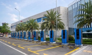 Hà Nội đẩy mạnh 'xanh hóa' giao thông: Thúc đẩy hạ tầng trạm sạc