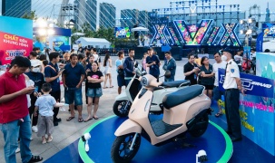 Người dùng hào hứng với xe máy điện VinFast Evo Grand có thêm pin phụ linh hoạt, giá hấp dẫn 