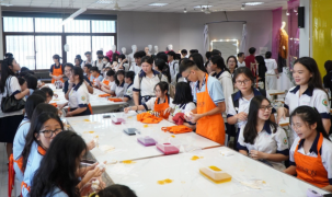 Đào tạo nhân lực cho kỷ nguyên mới: Phát triển toàn diện theo cá nhân và thực dụng hóa GD