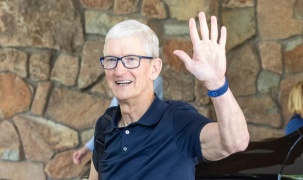 Trước những nghi vấn về chiến lược AI, Tim Cook khẳng định Apple ‘rất cởi mở’ với việc mua lại công ty