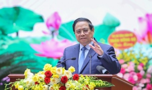 Thủ tướng: Đột phá phát triển các phương thức giao thông, thúc đẩy giao thông xanh và đô thị thông minh