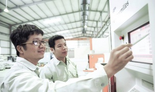 Thu hút nhân tài khoa học công nghệ: Đãi ngộ bao nhiêu là đủ?